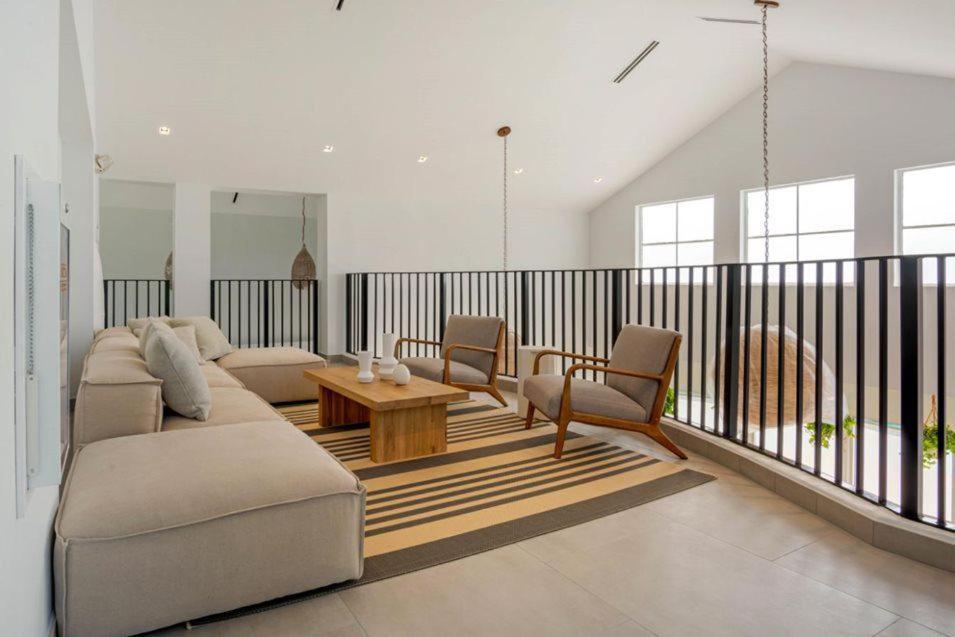 Dharma Home Suites Dania Beach At Sheridan Ocean Club Exterior foto